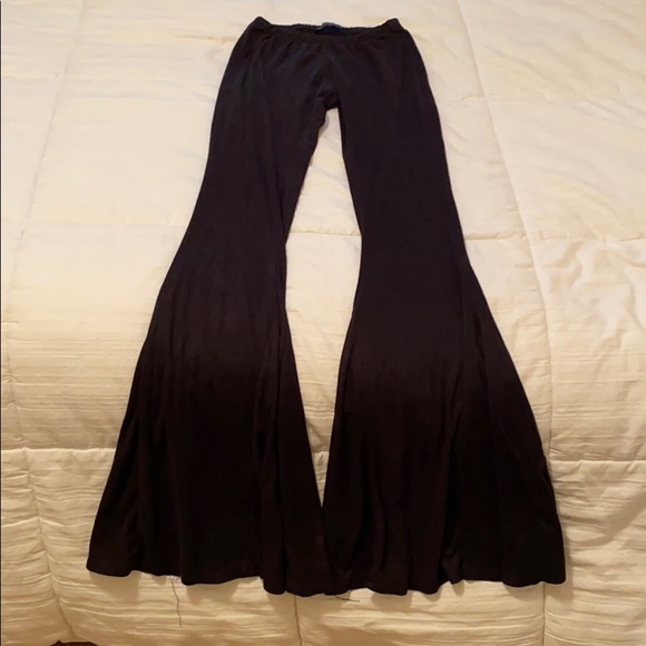 Brandy Melville Pants - Bell bottoms pants